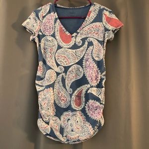 Paisley V-Neck Side Ruched Maternity Tee